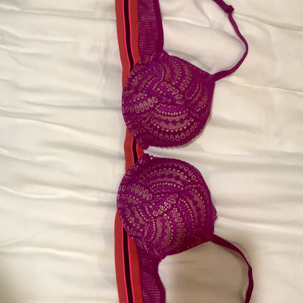 Victoria Secret Bombshell Bra